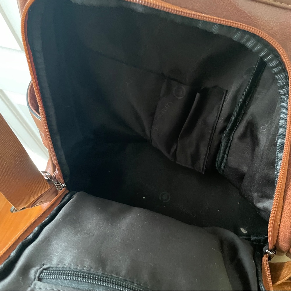 Tan backpack - Picture 6 of 7
